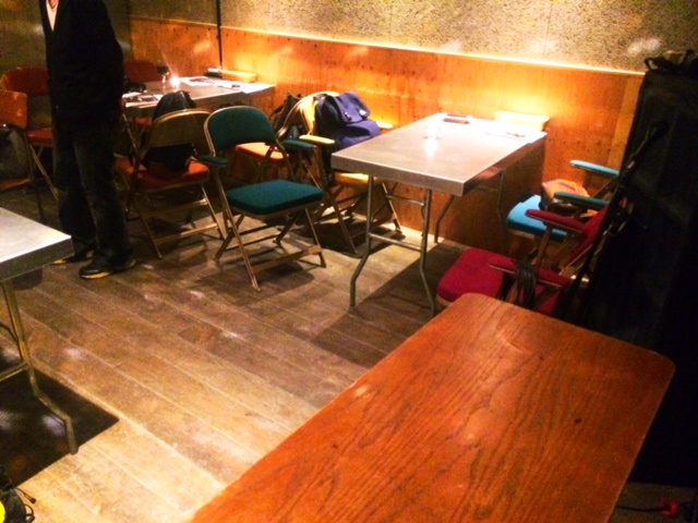 渋谷で飲み、ランチ、作業するならここ！電源とWiFiもあるゼロカフェ (0cafe)