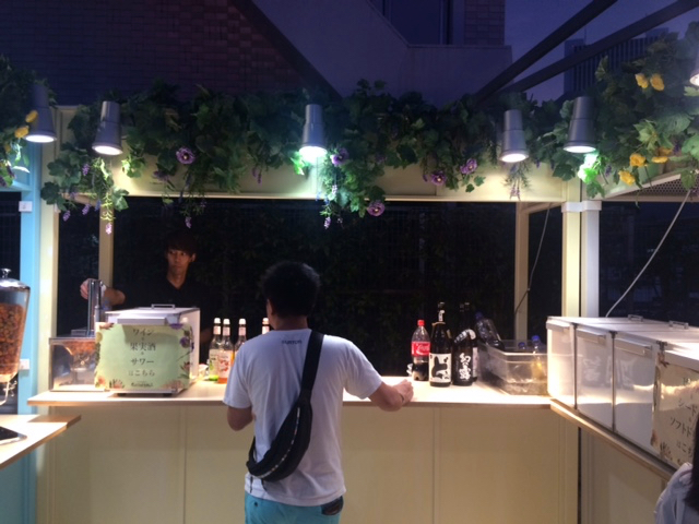 ルミネエスト新宿屋上のビアガーデンが非常におすすめ 都内で夏の思い出を作るならここへ らふらく ブログで飯を食う