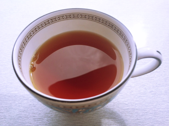 イケダハヤトさんの家で紅茶を飲んだ
