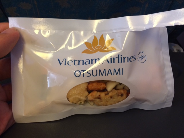 ベトナム航空は成田からの便でおやつがもらえる