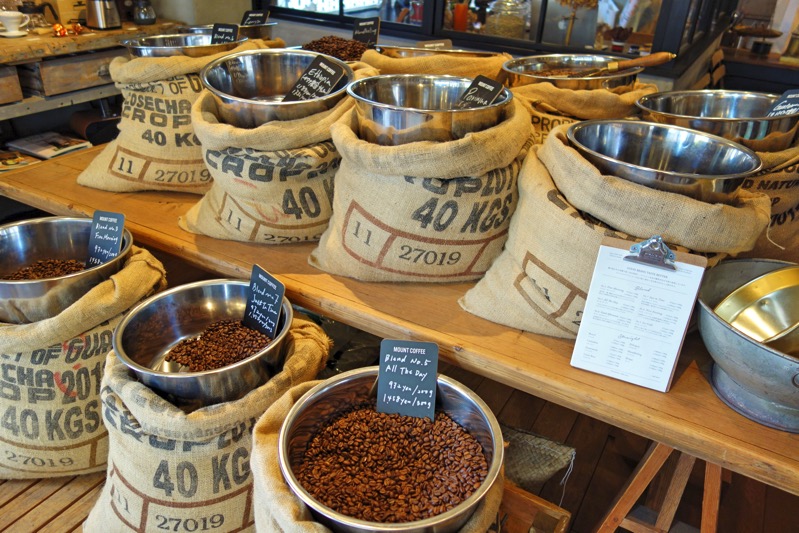 広島でコーヒー豆を販売する「MOUNT COFFEE」